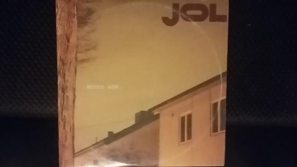 Jol - Moody Aow